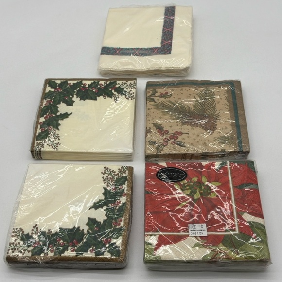 Christmas Cocktail Napkins  New Pkg of 5 - Picture 1 of 6